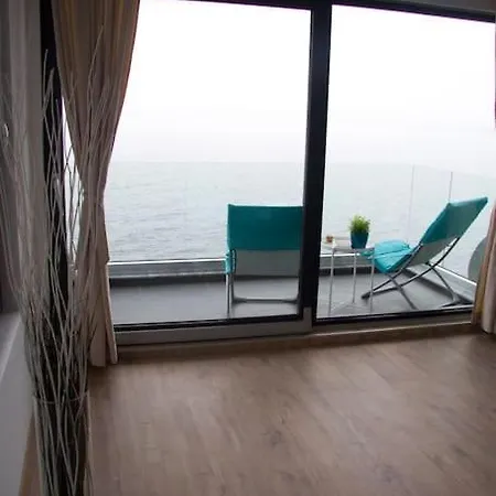 Modern Waterfront 1br With Ac