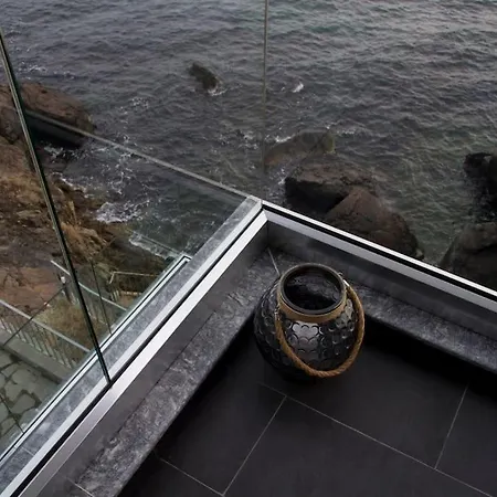 Modern Waterfront 1br With Ac سوزوبول