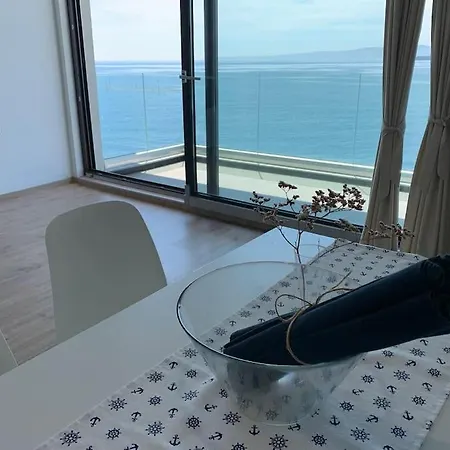 Modern Waterfront 1br With Ac *